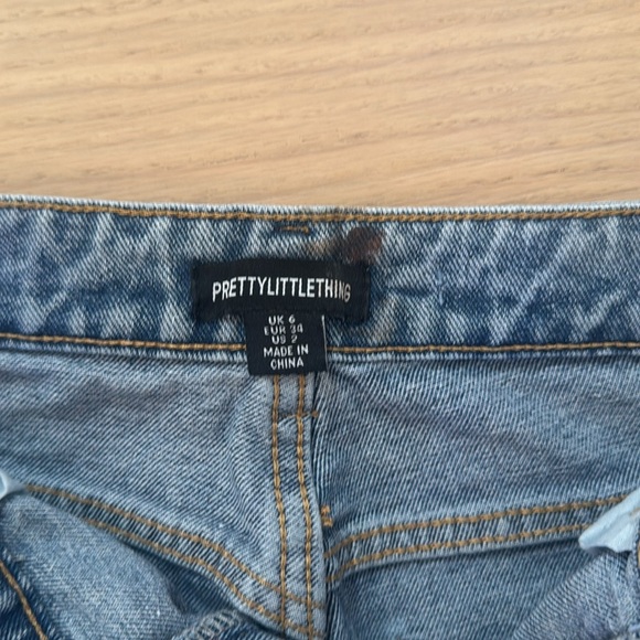 Pretty little thing denim size US 6 - Picture 2 of 7